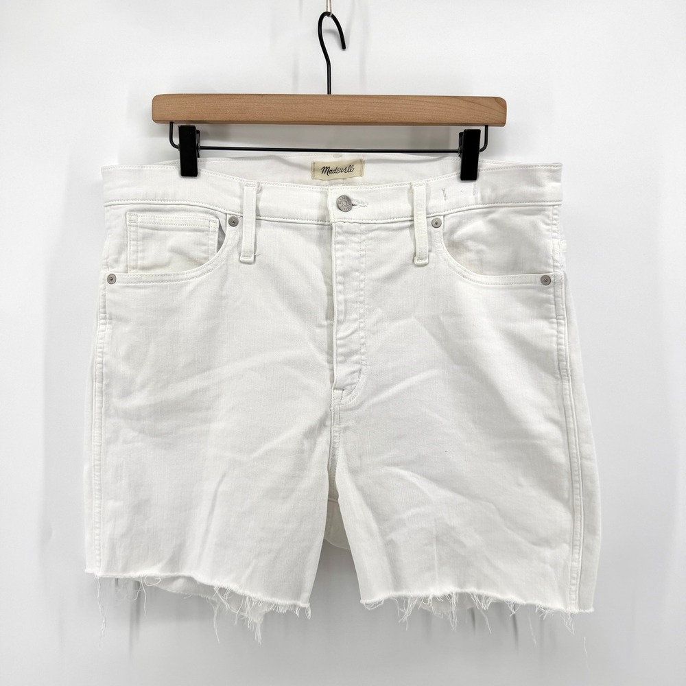Madewell Stovepipe White Denim Shorts High Rise Raw Hem Size 33